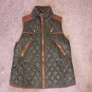 Like new Vince Camuto vest